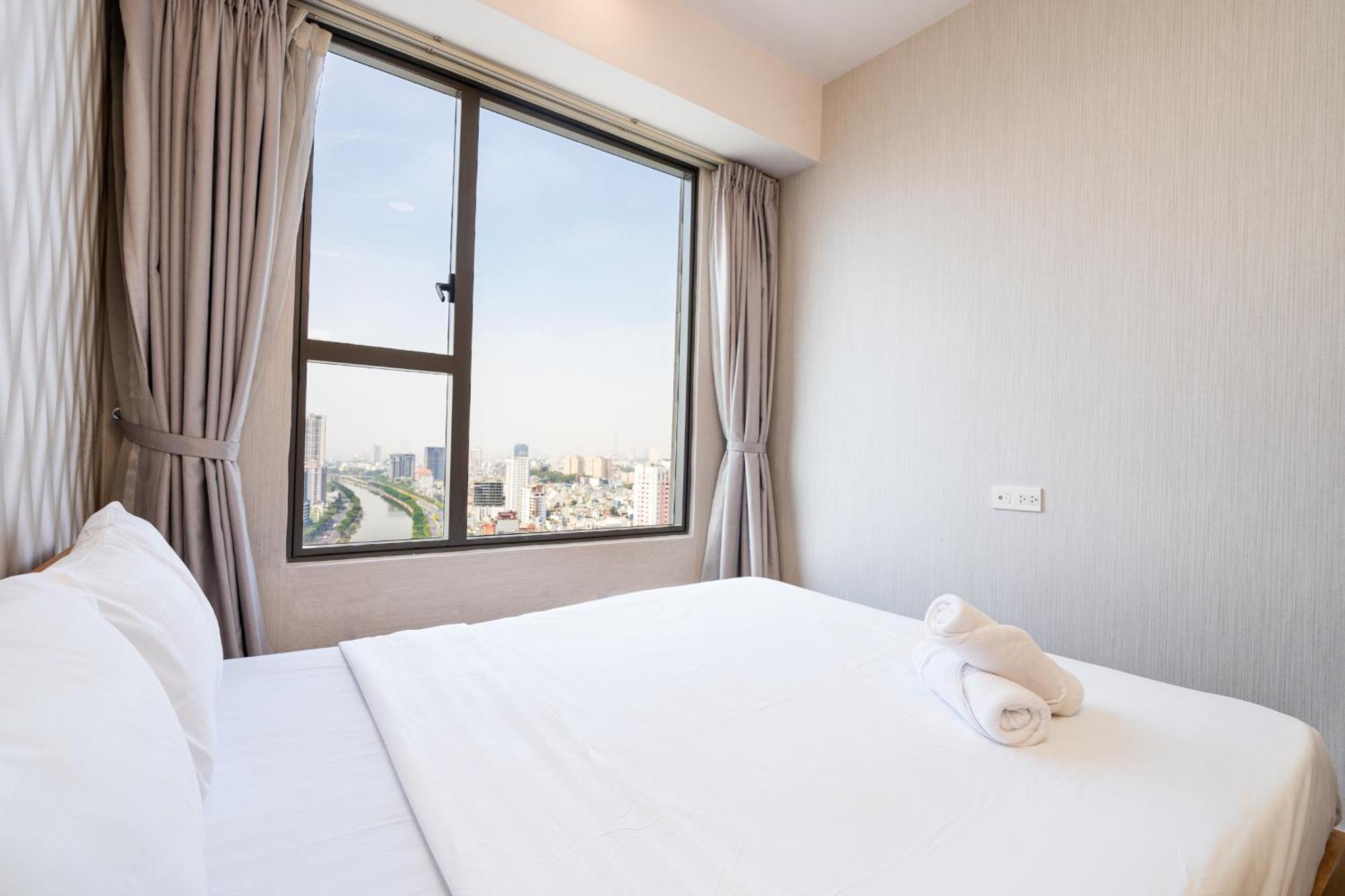 Stay With Me Cbd Apartment - Rivergate Building Хошимин Экстерьер фото