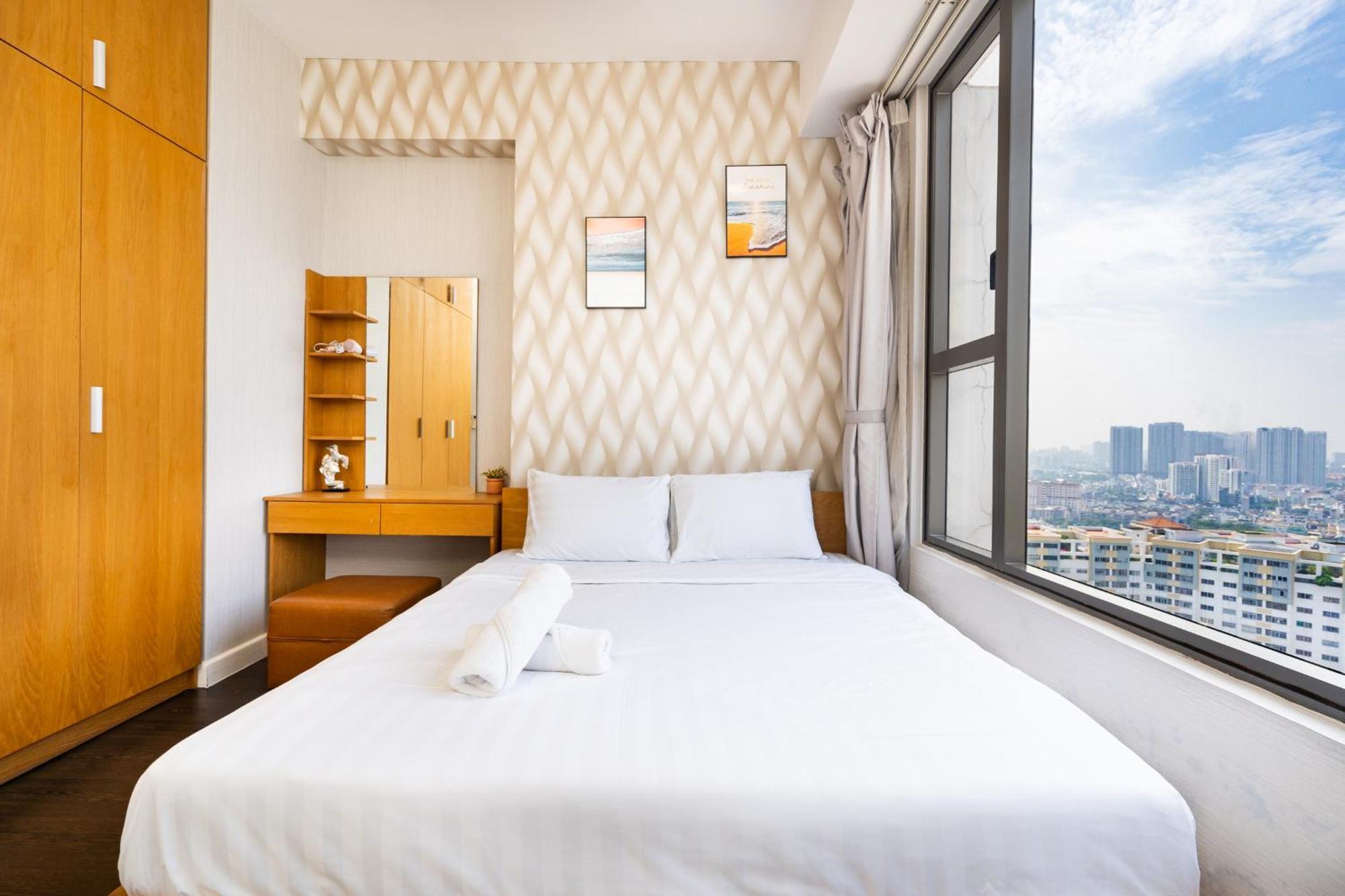 Stay With Me Cbd Apartment - Rivergate Building Хошимин Экстерьер фото